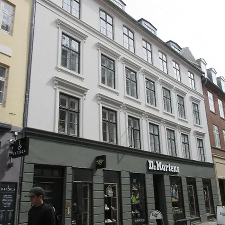 Fiddle House Apartment